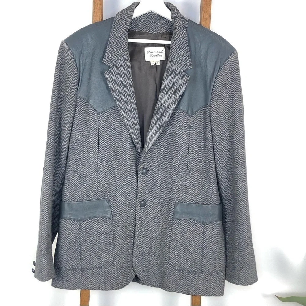 VINTAGE grey herringbone sports jacket leather elbow patches single breasted 44